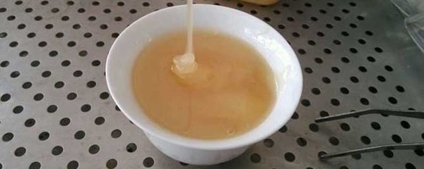 真蜂蜜能治咳嗽吗小孩(蜂蜜可以止咳吗,小孩可以吃吗)