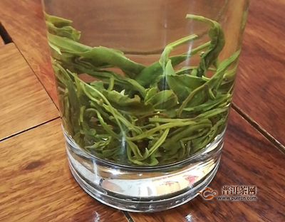 蜂蜜绿茶的药用功效,蜂蜜绿茶的药用功效是什么