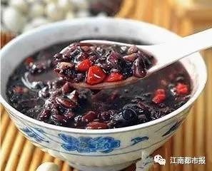 核桃蜂蜜黑豆粥的功效,黑豆黑芝麻核桃加蜂蜜好不好