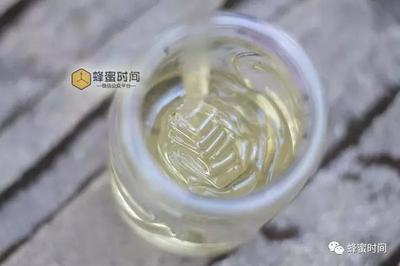 真蜂蜜结晶会有块状吗(真的蜂蜜结晶后呈硬块吗)