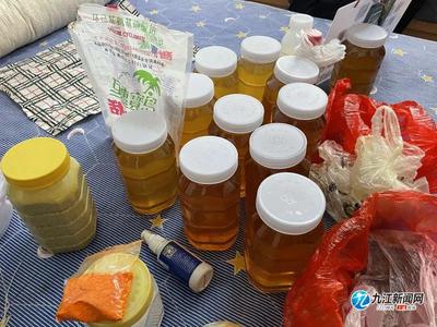 真蜂蜜为什么会出现蜂巢(蜂蜜出现蜂巢状)