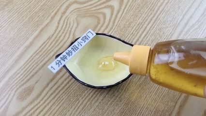 真蜂蜜用纸巾鉴定最简单方法(真蜂蜜用纸巾鉴定最简单方法是什么)